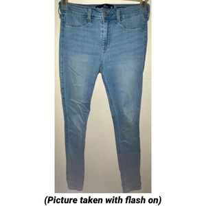 Hollister Mid Rise Jean Legging